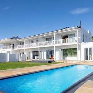 https://blue-bay-bb.port-elizabeth-hotel.com